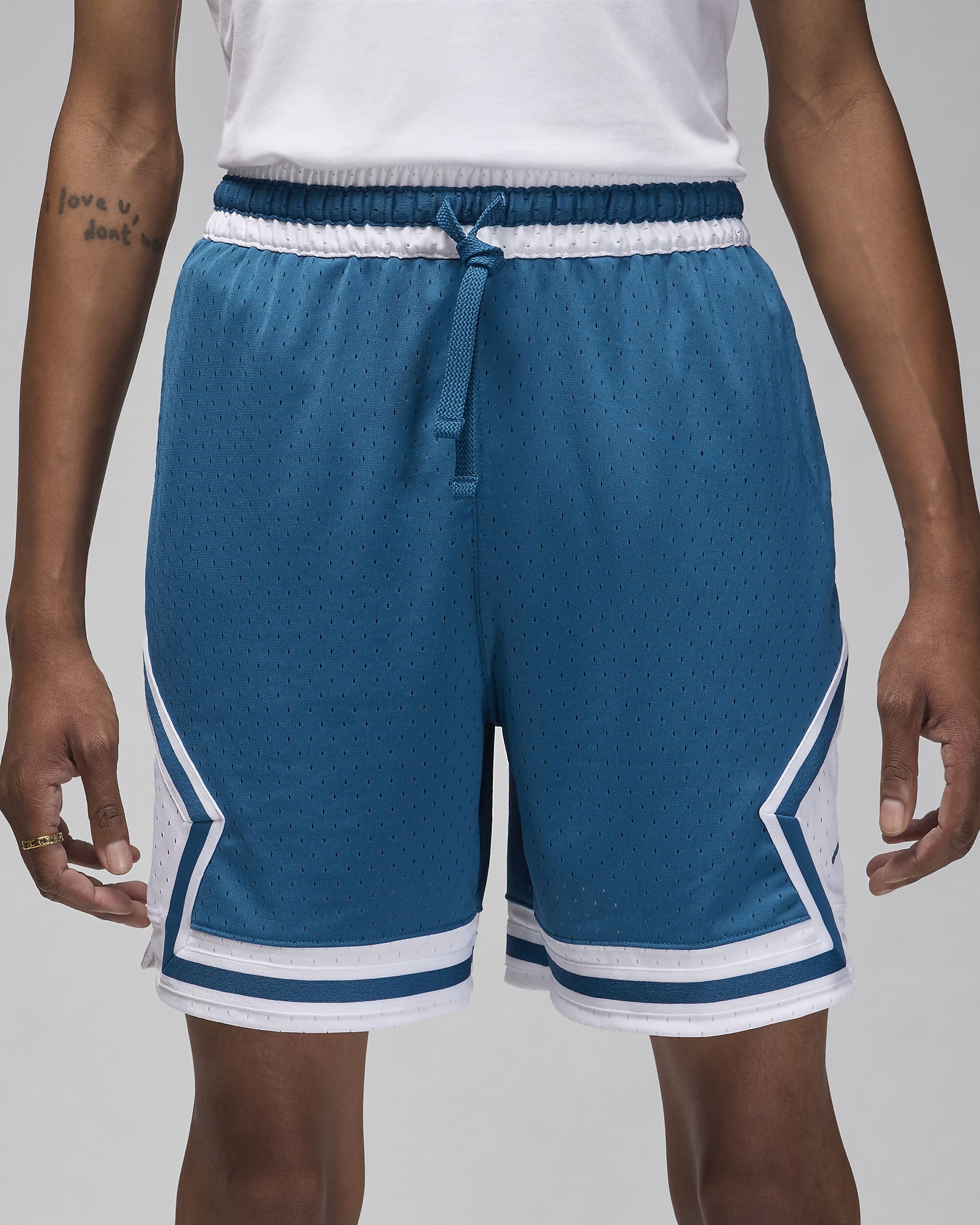 Jordan diamond poolside short online