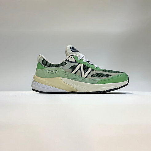 New Balance "Made in USA 990v6" M - Avocado