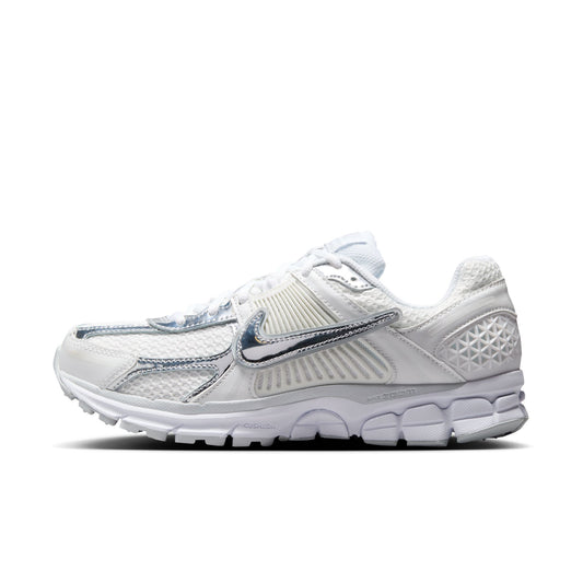 Nike "Zoom Vomero 5" W - White / Metallic Silver