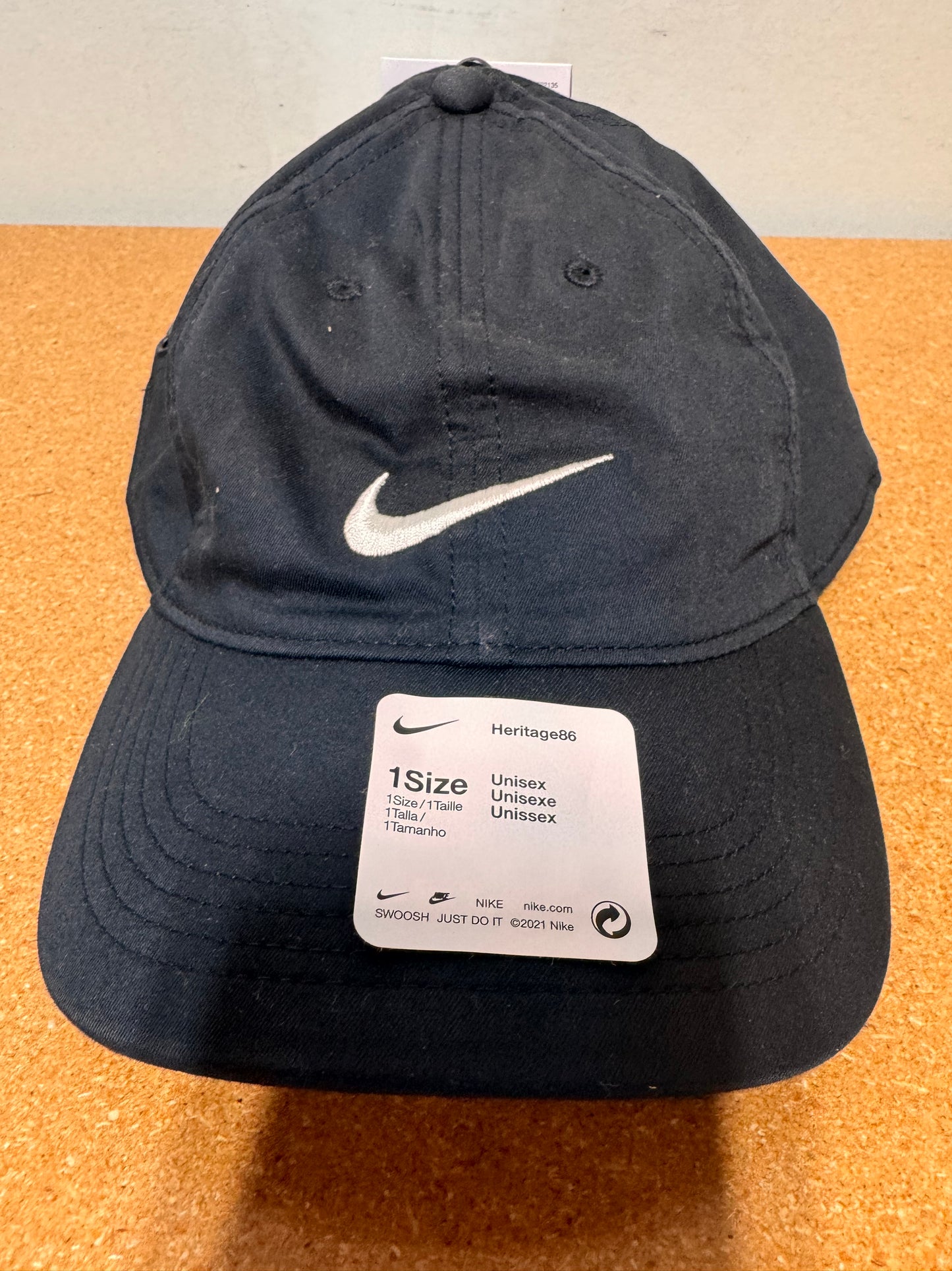 Nike just do it golf hat best sale