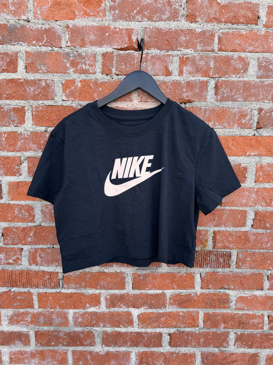 Nike "Sportswear Essential Crop Top" W - Black