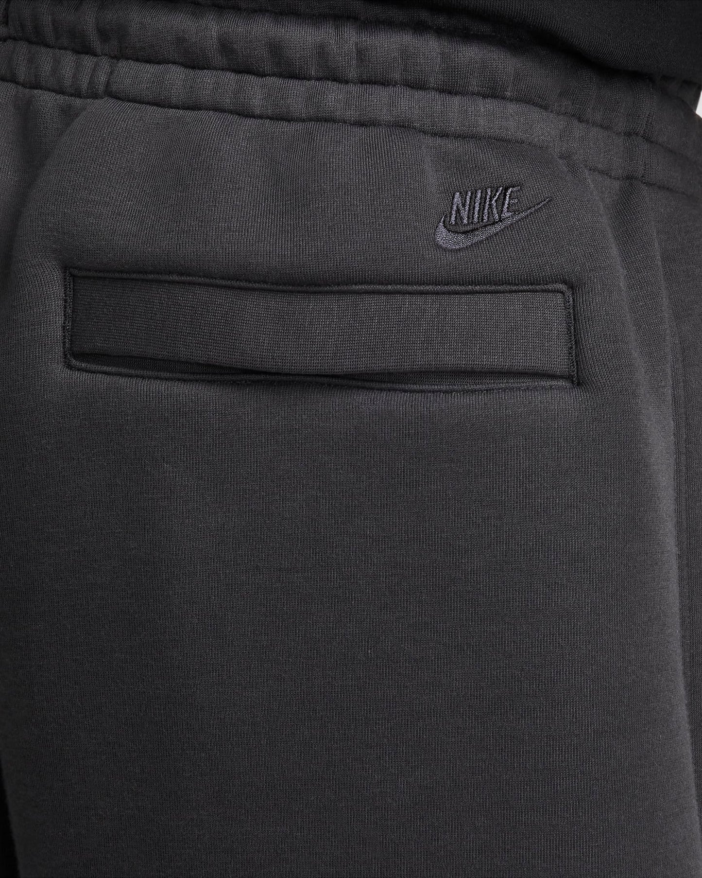 Nike "Tech Fleece" Shorts - Anthracite / Anthracite