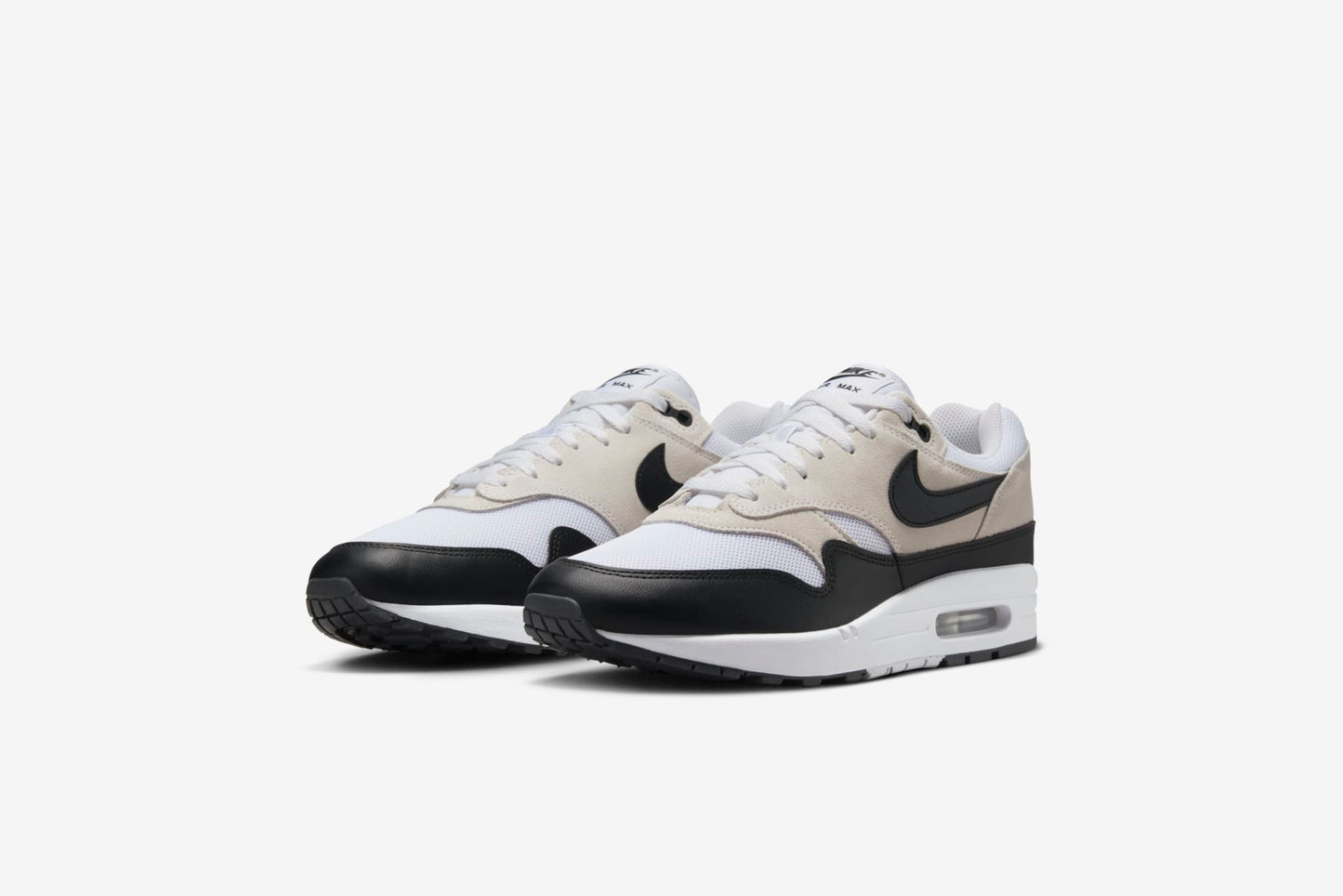 Nike "Air Max 1 Essential" M - White / Black / Summit White