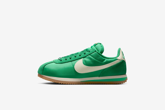 Nike "Cortez" W - Stadium Green / Coconut Milk