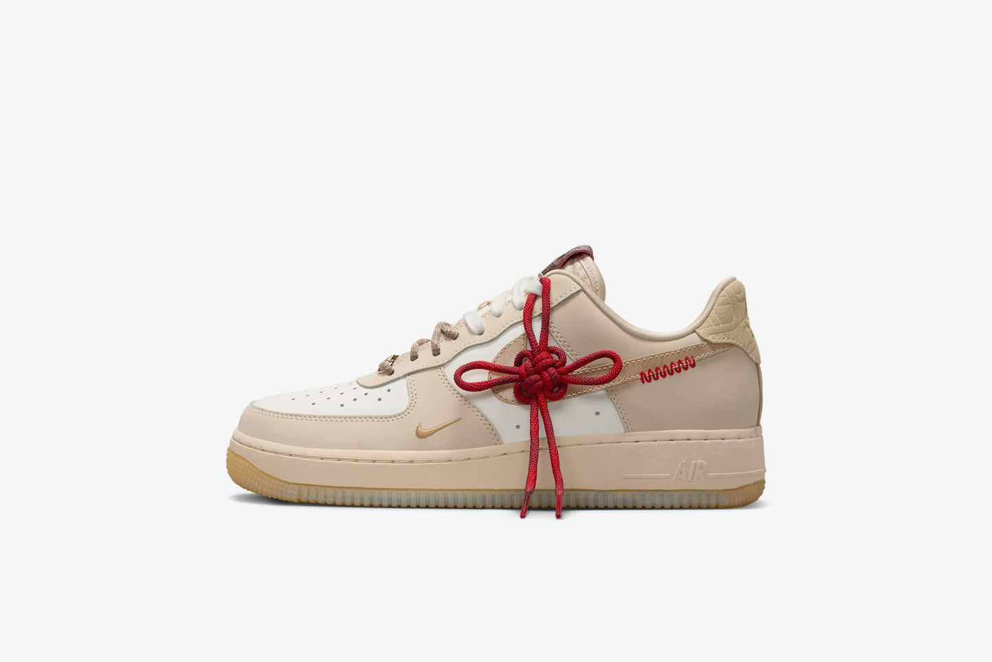 Nike "Air Force 1 '07 LX " W - Sail / Team Gold / Light Khaki