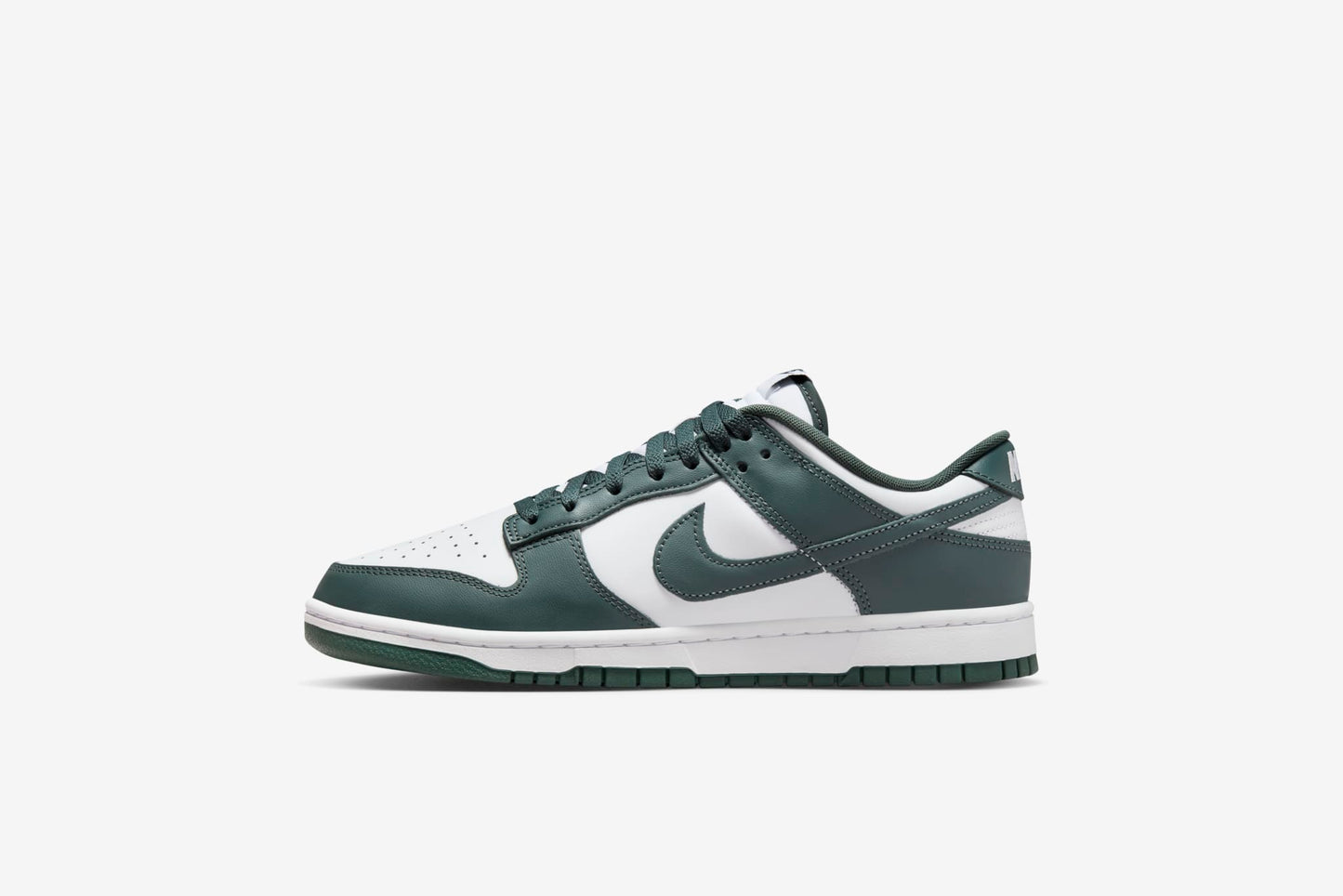 Nike "Dunk Low Retro" M - White / Vintage Green