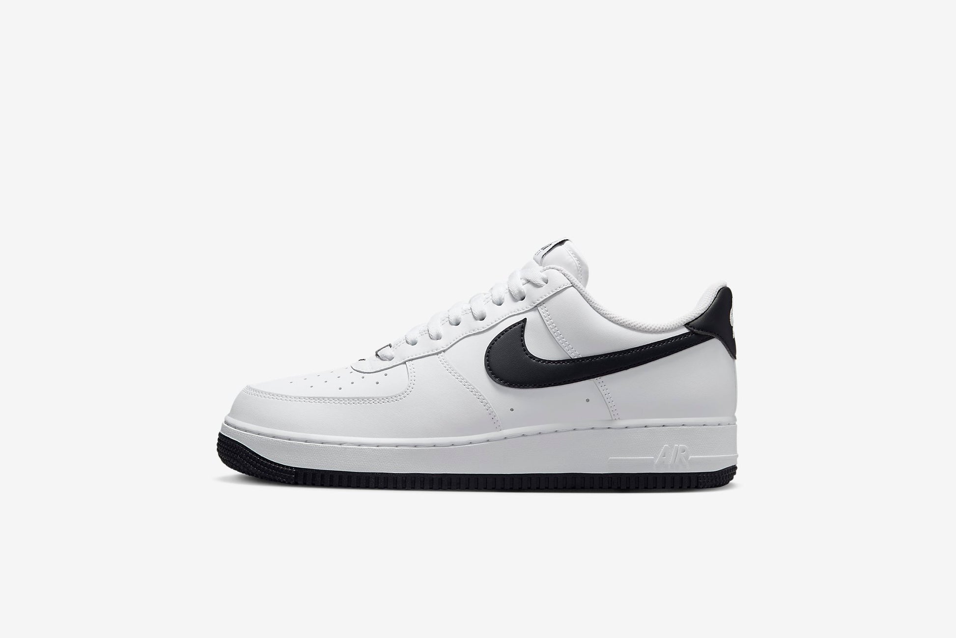 White Black White Cheap Odoiporikon Jordan Outlet Nike Air Force 1 07 M nike m2k tekno john elliott