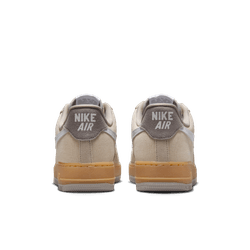 Nike "Air Force 1 '07 " W - Light Khaki / White / Gum Yellow